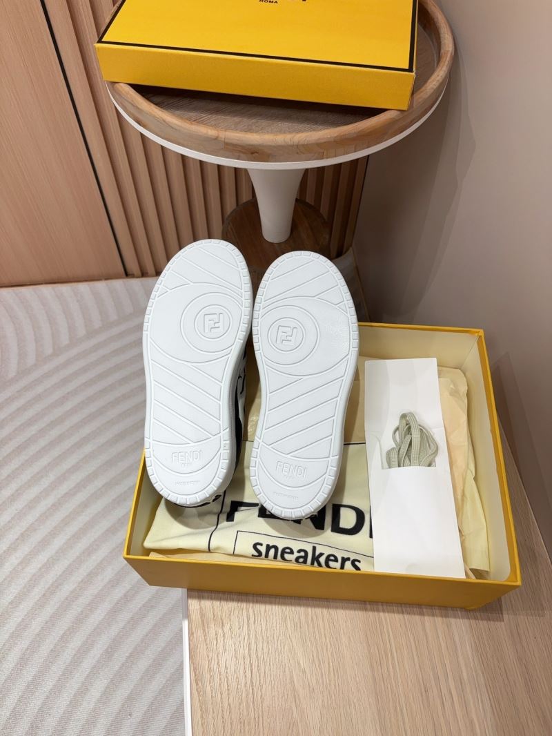 Fendi Low Shoes